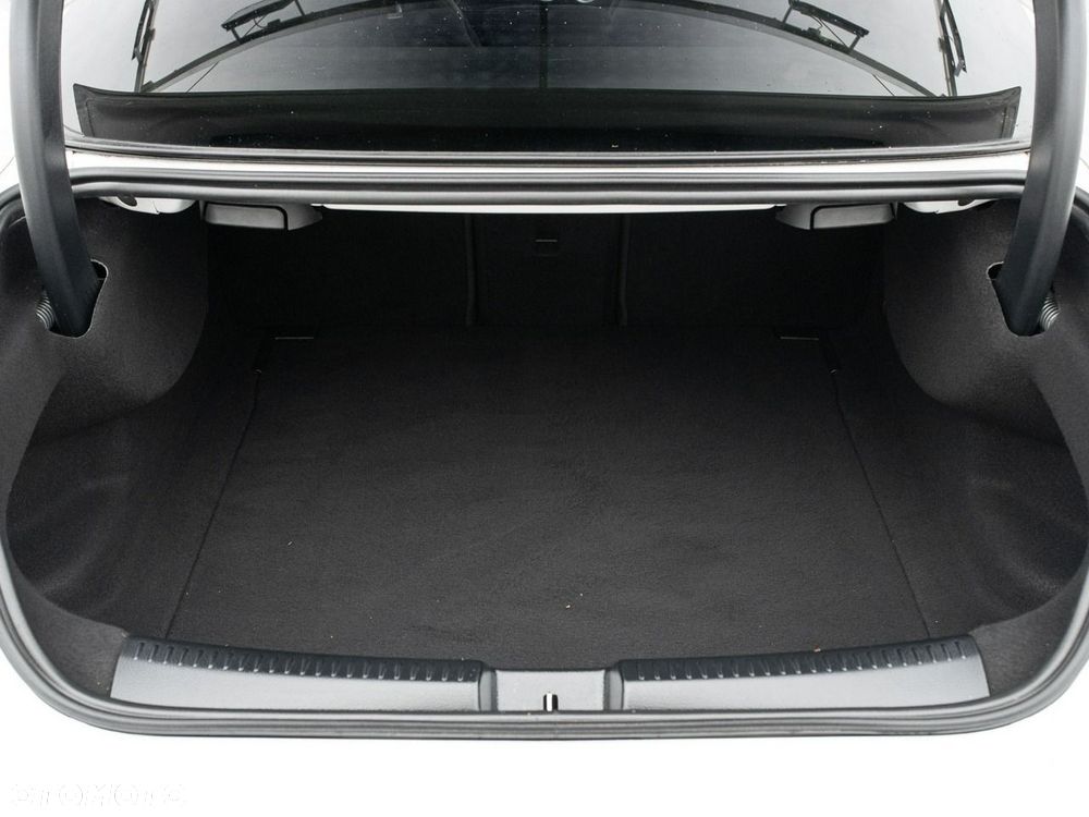 Mercedes-Benz CLA 200 mHEV AMG Line 7G-DCT - 28