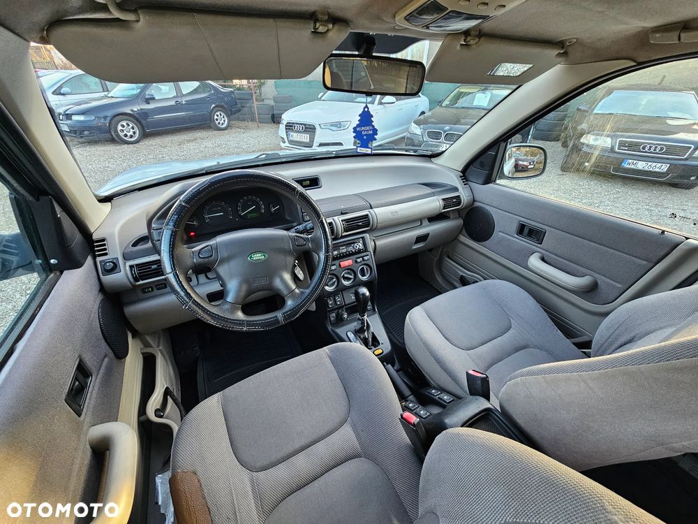 Land Rover Freelander 2.0 D - 11