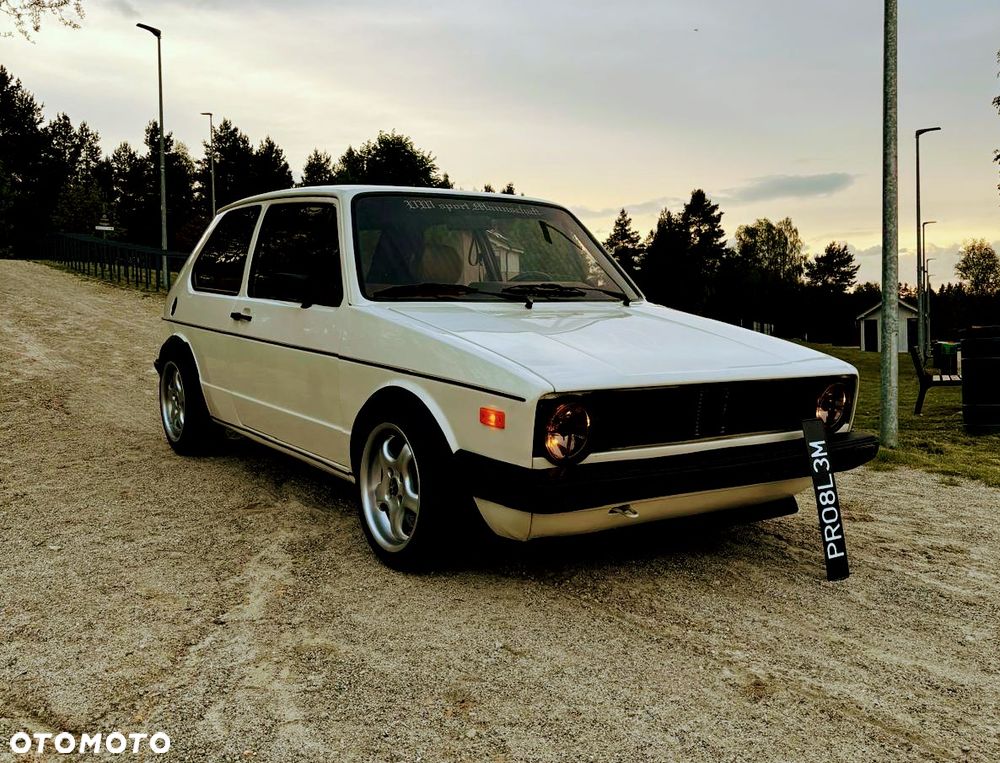 Volkswagen Golf - 4