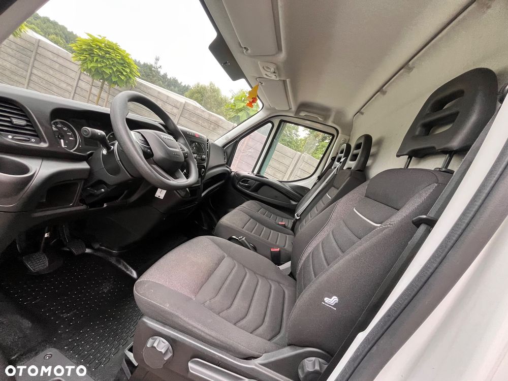 Iveco 35S16 - 12