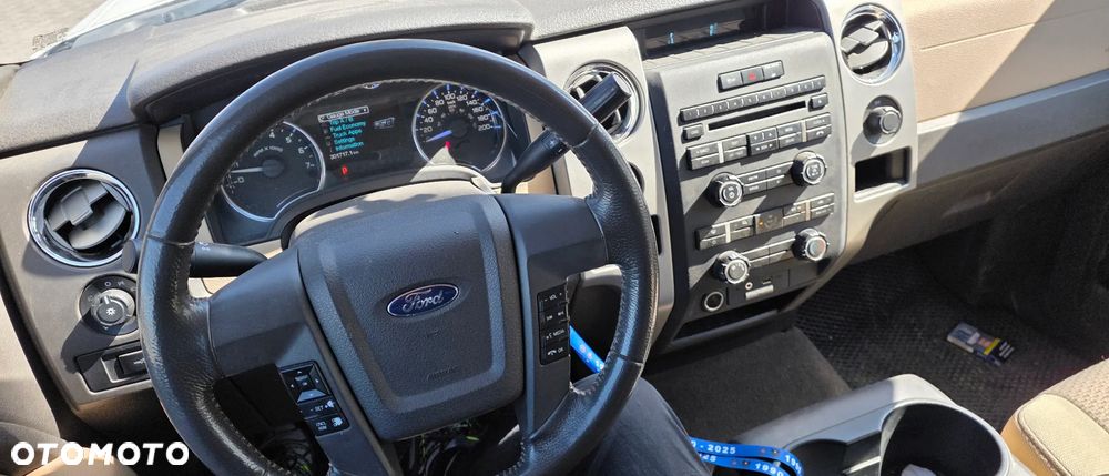 Ford F150 - 8