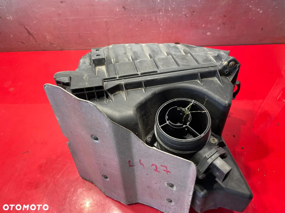 AUDI A4 B7 OBUDOWA FILTRA POWIETRZA 03G133835 - 2