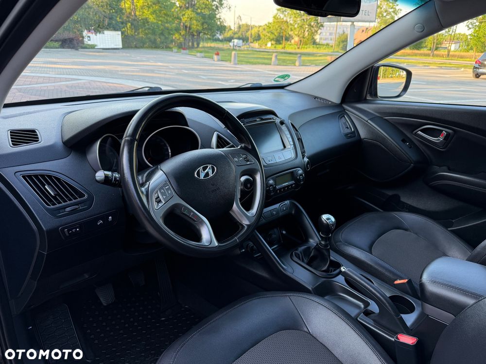 Hyundai ix35 blue 1.6 2WD Finale Gold - 36