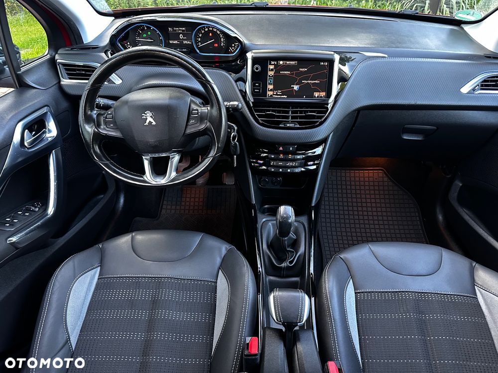 Peugeot 2008 PureTech 82 Allure - 38