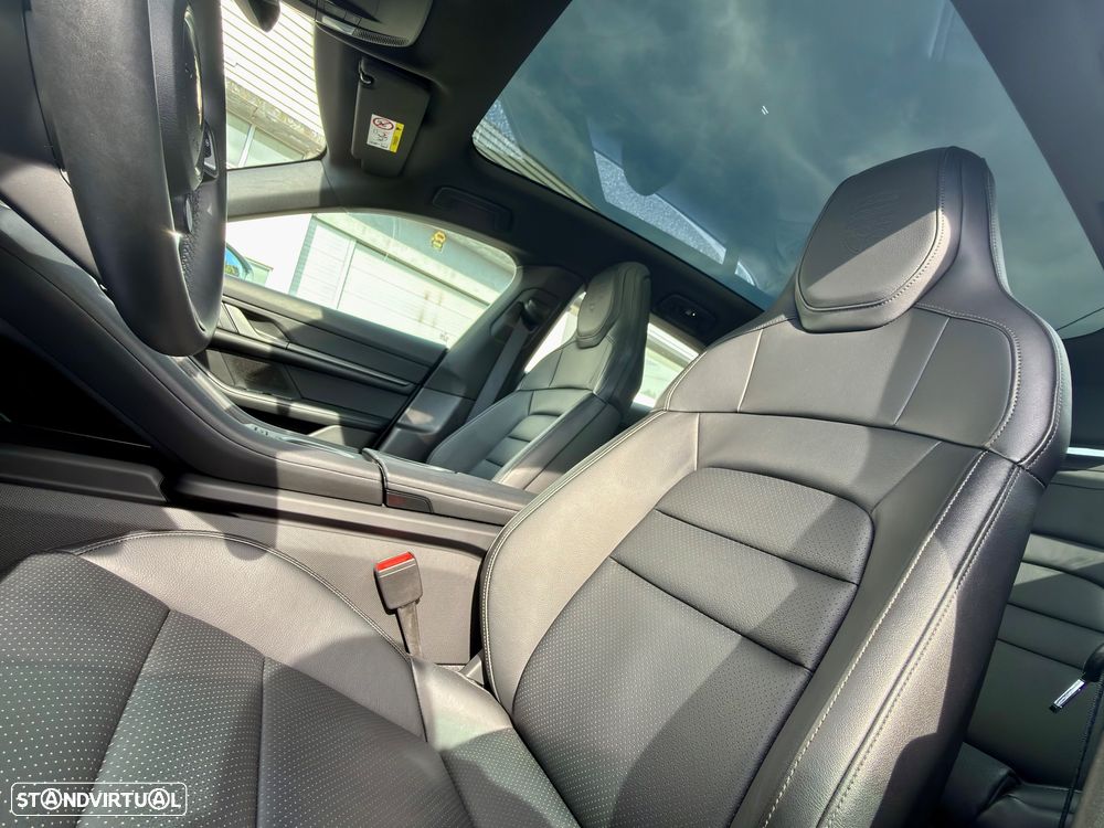 Porsche Taycan Sport Turismo bateria Performance Plus - 57