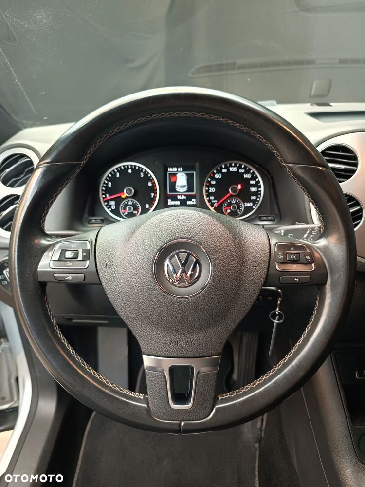 Volkswagen Tiguan - 24