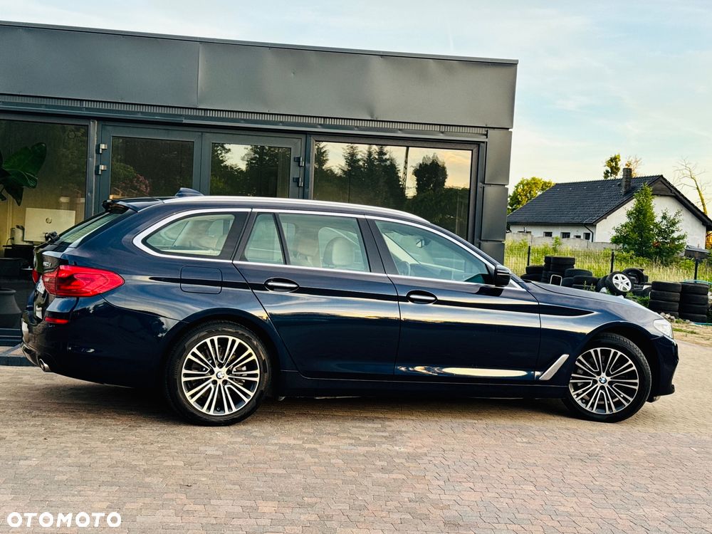 BMW Seria 5 520d Luxury Line sport - 4