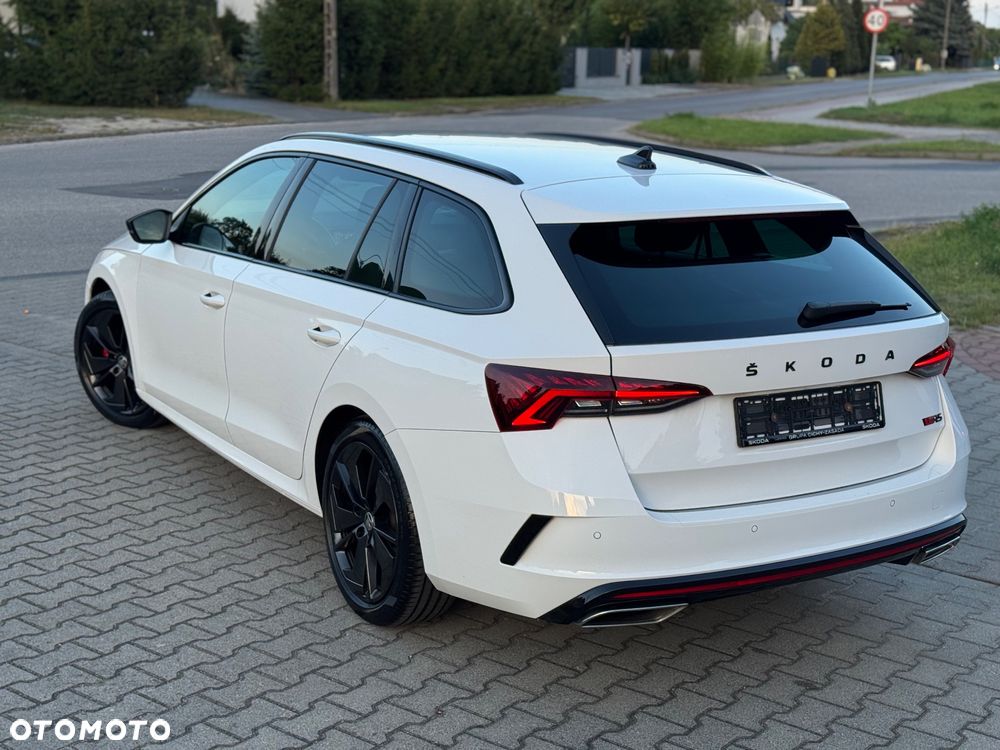 Skoda Octavia 2.0 TDI DSG RS - 14