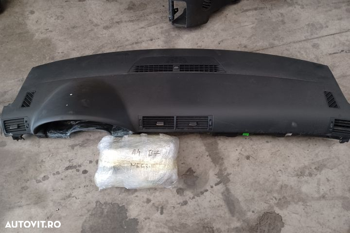 KIT PLANSA BORD AUDI A4 B6/A7  3/4 SPITE, NEGRU, GRI, Audi A4 B6  [din 2000 pana  2005] seria - 4