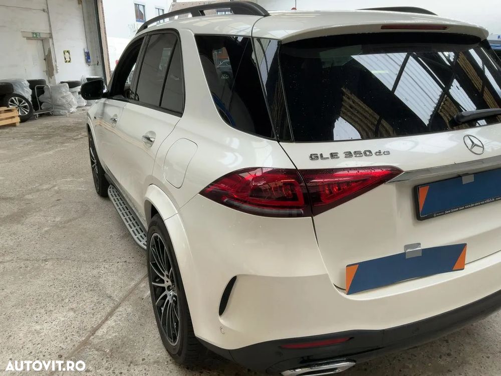 Mercedes-Benz GLE 350 de 4Matic 9G-TRONIC AMG Line - 3
