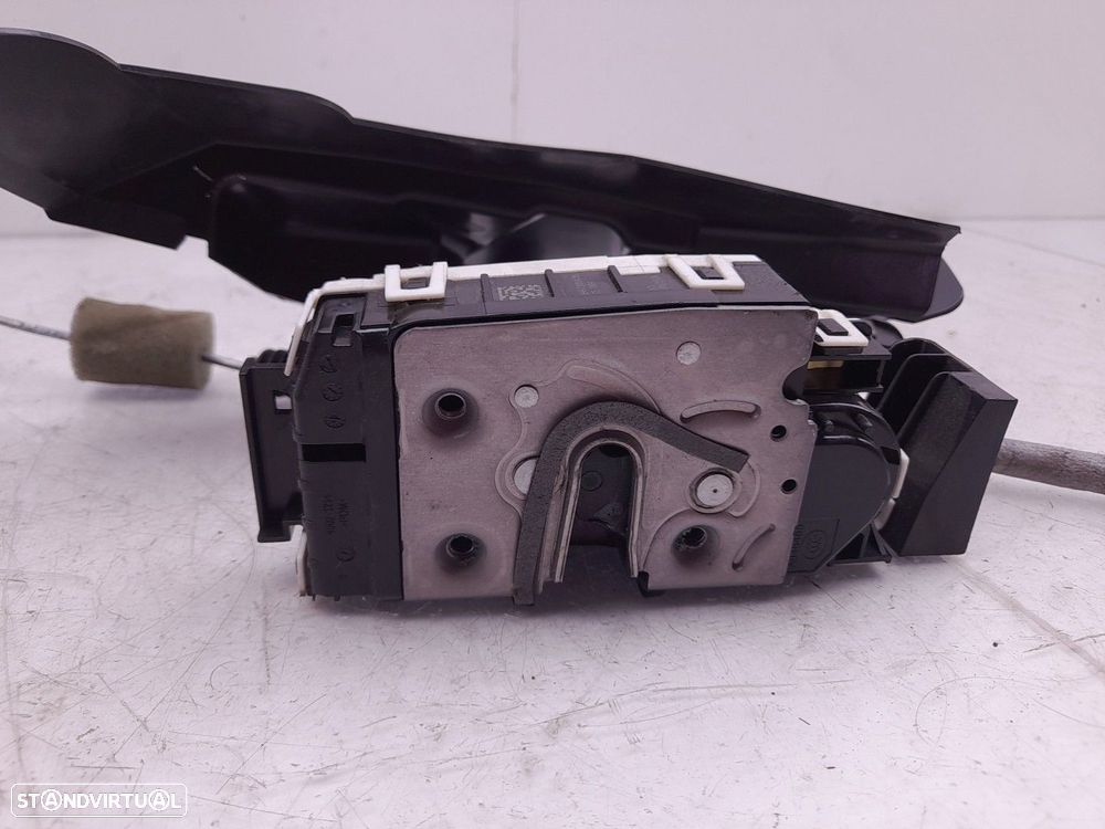 Fechadura / fecho porta frente direito MERCEDES-BENZ Classe C Carrinha (S204) - 1