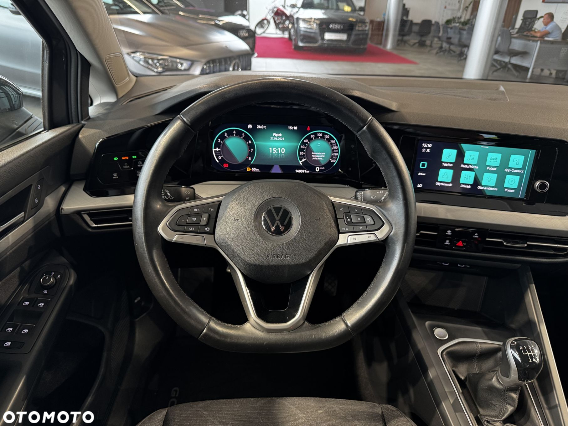 Volkswagen Golf - 18