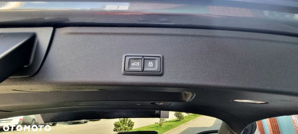 Audi A4 Avant 2.0 TDI Quattro S tronic - 21