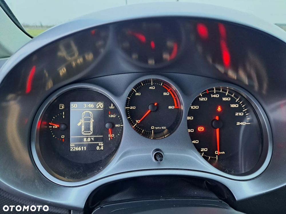 Seat Leon 1.6 TDI DPF Ecomotive Style Copa - 10