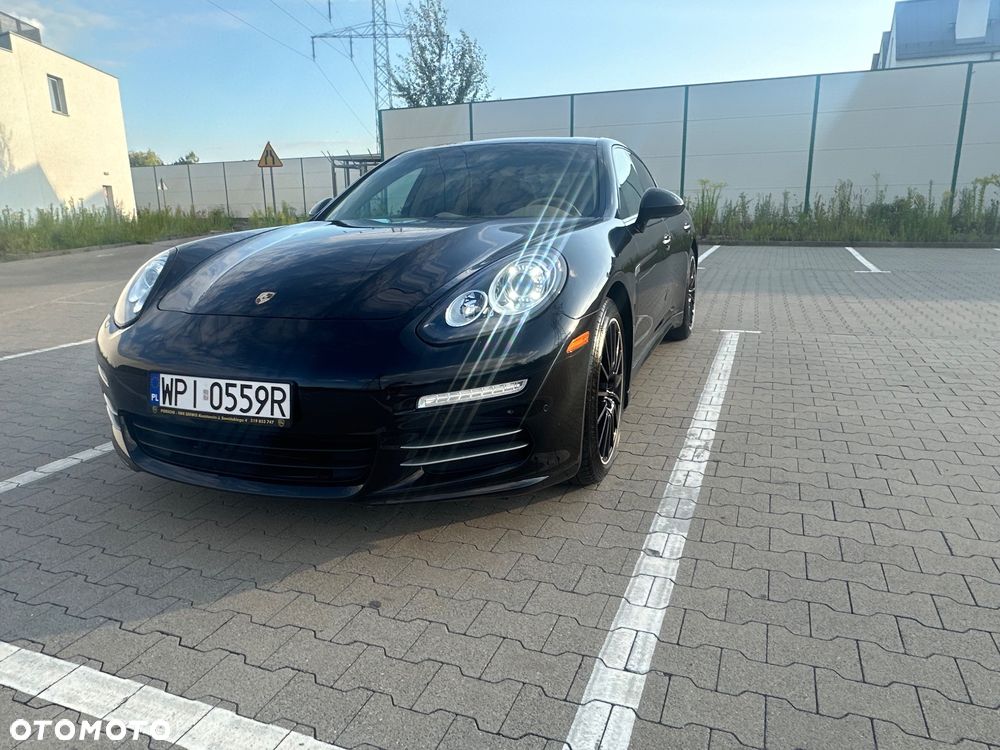 Porsche Panamera PDK Platinum Edition - 27