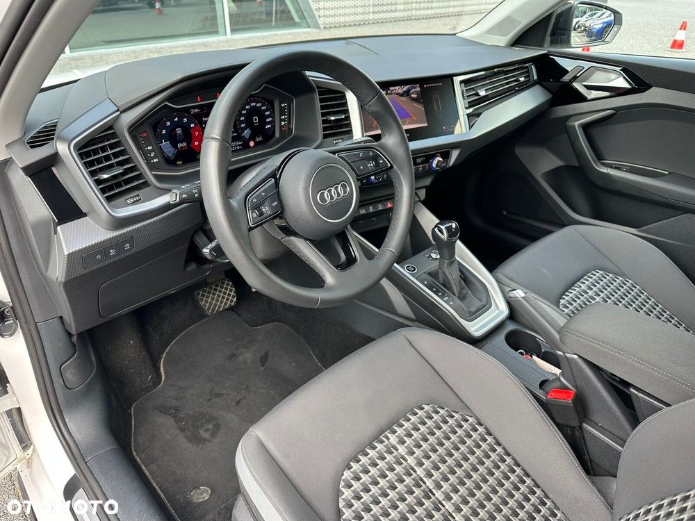 Audi A1 Sportback - 11