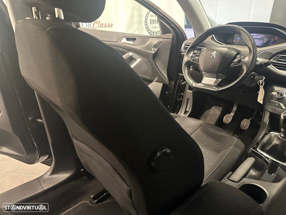 Peugeot 308 SW 1.5 BlueHDi Active - 41