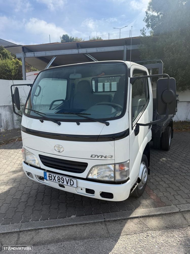 Toyota Dyna - 2