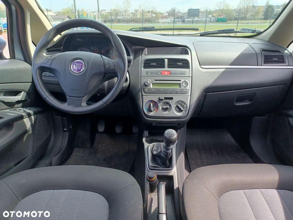 Fiat Linea 1.4 Active - 13