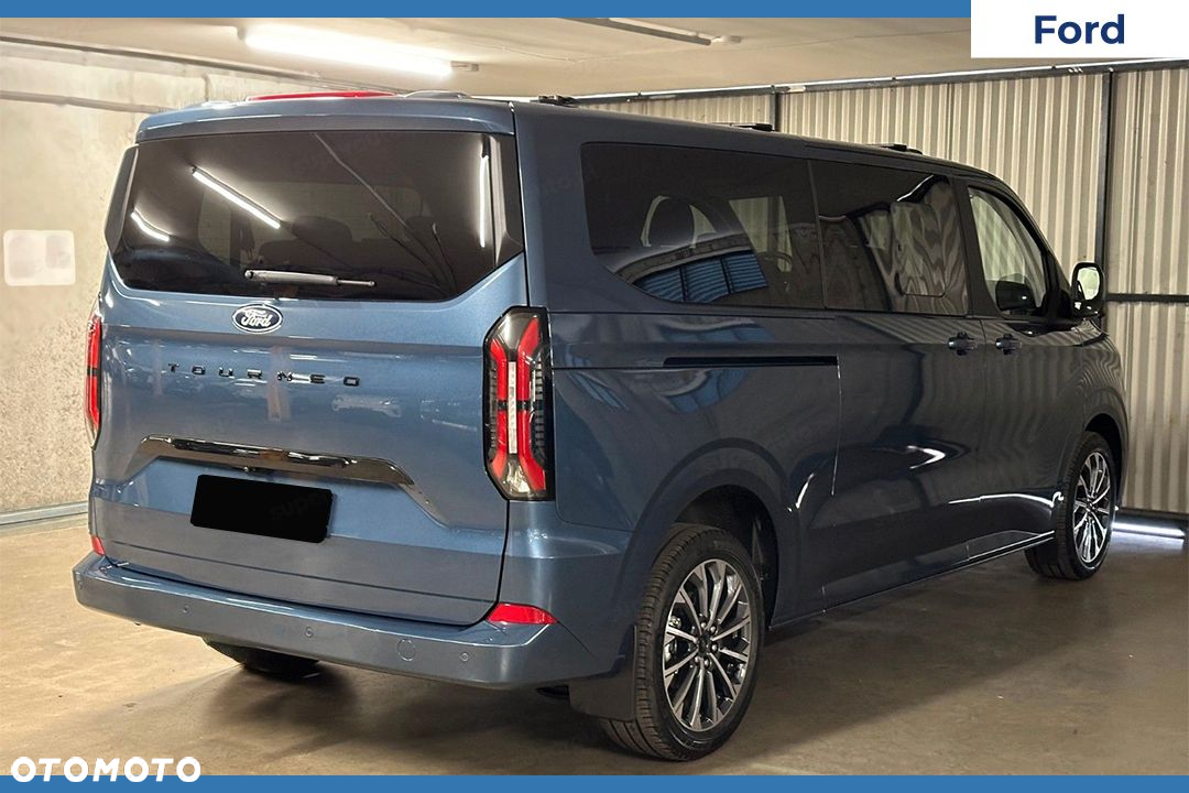 Ford Tourneo Custom - 7