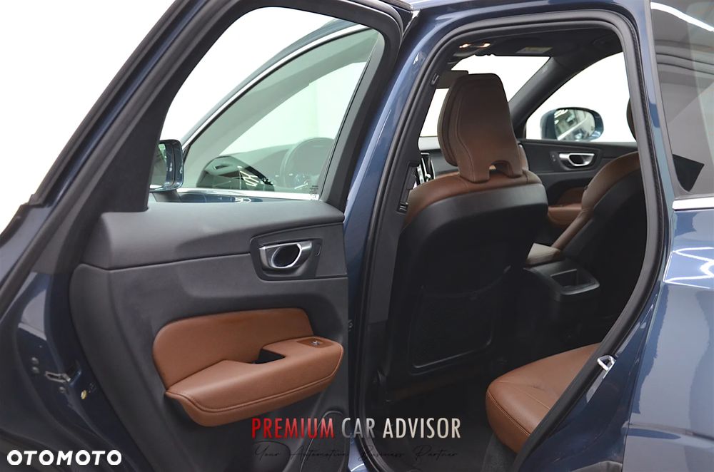 Volvo XC 60 B4 B Geartronic Momentum Pro - 15