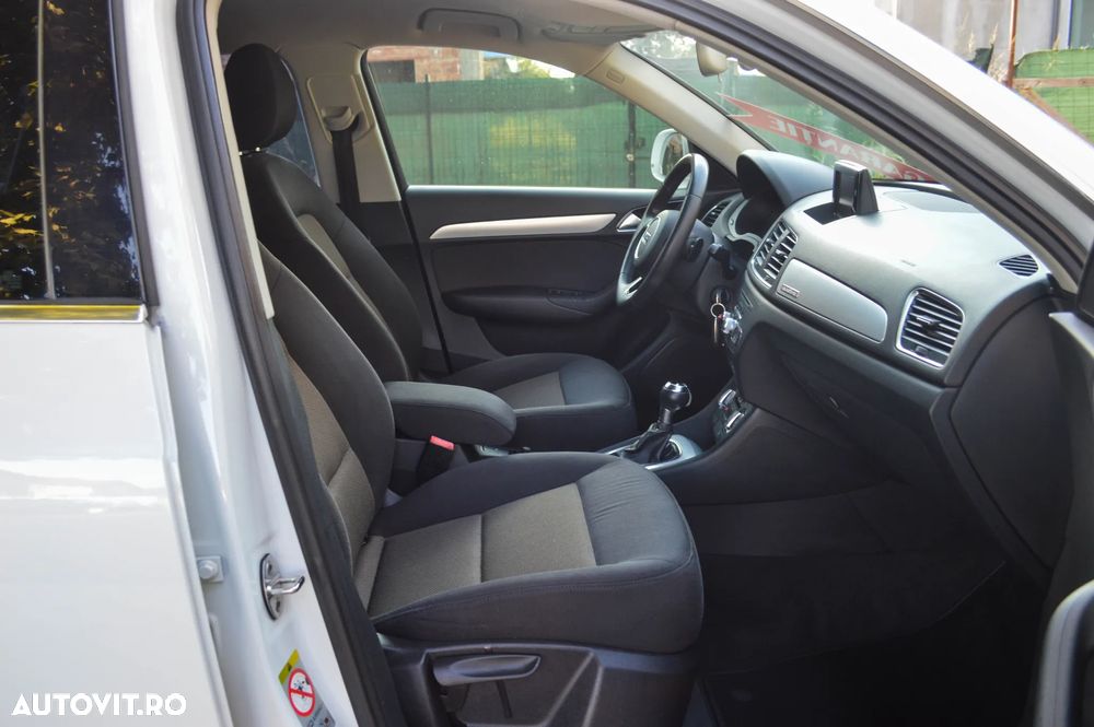 Audi Q3 2.0 TDI Quattro S tronic - 29