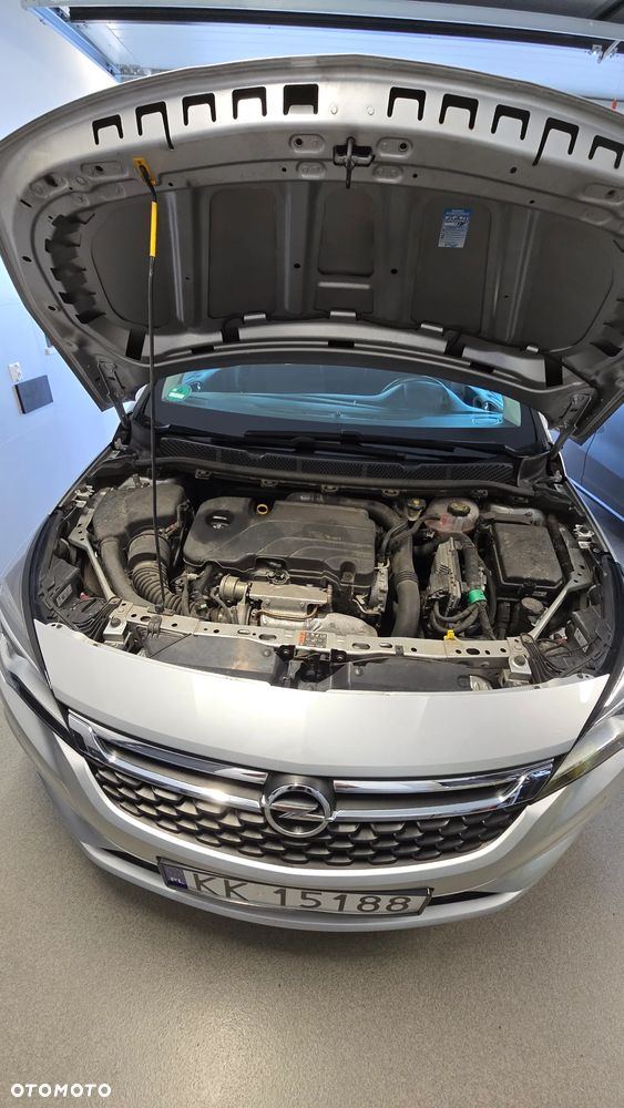 Opel Astra 1.4 T Elite - 17