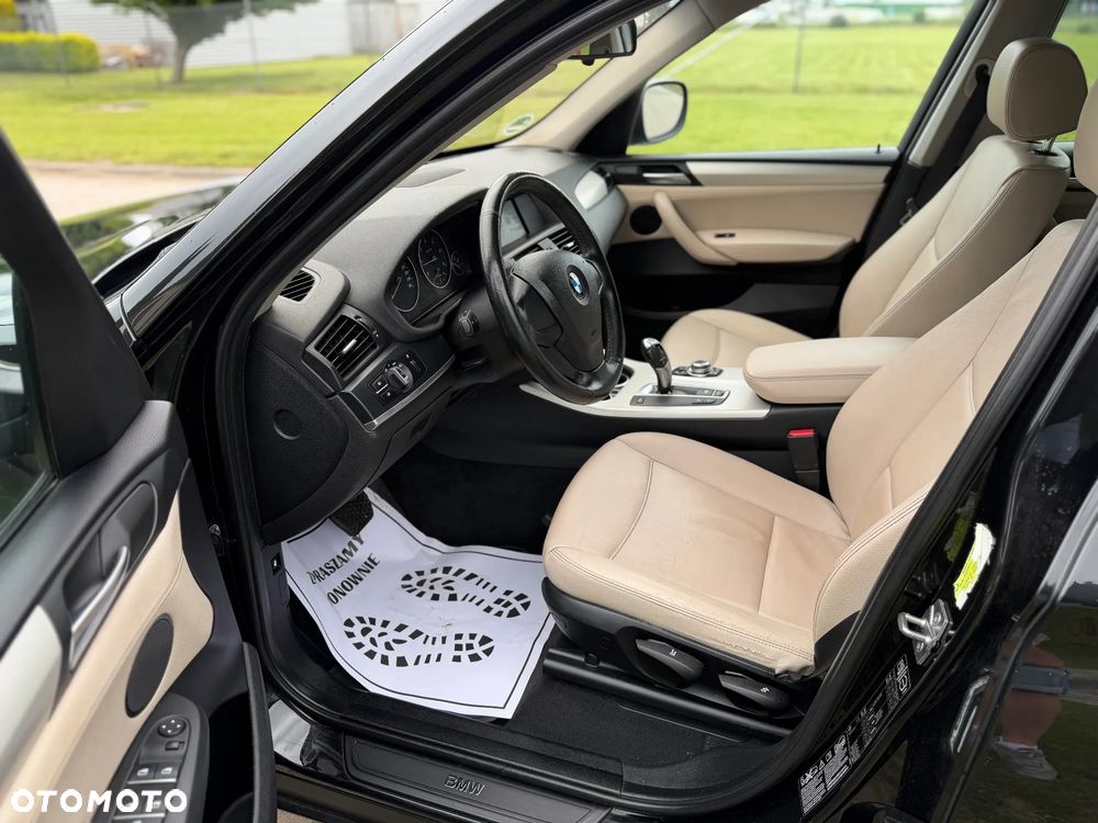 BMW X3 xDrive20d - 23