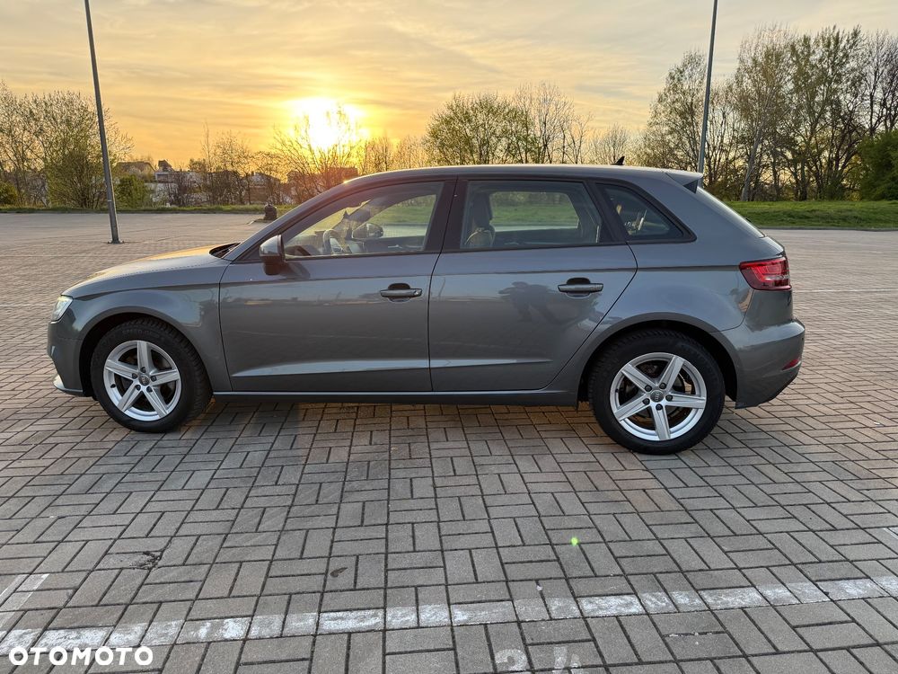 Audi A3 Sportback 30 TFSI - 9