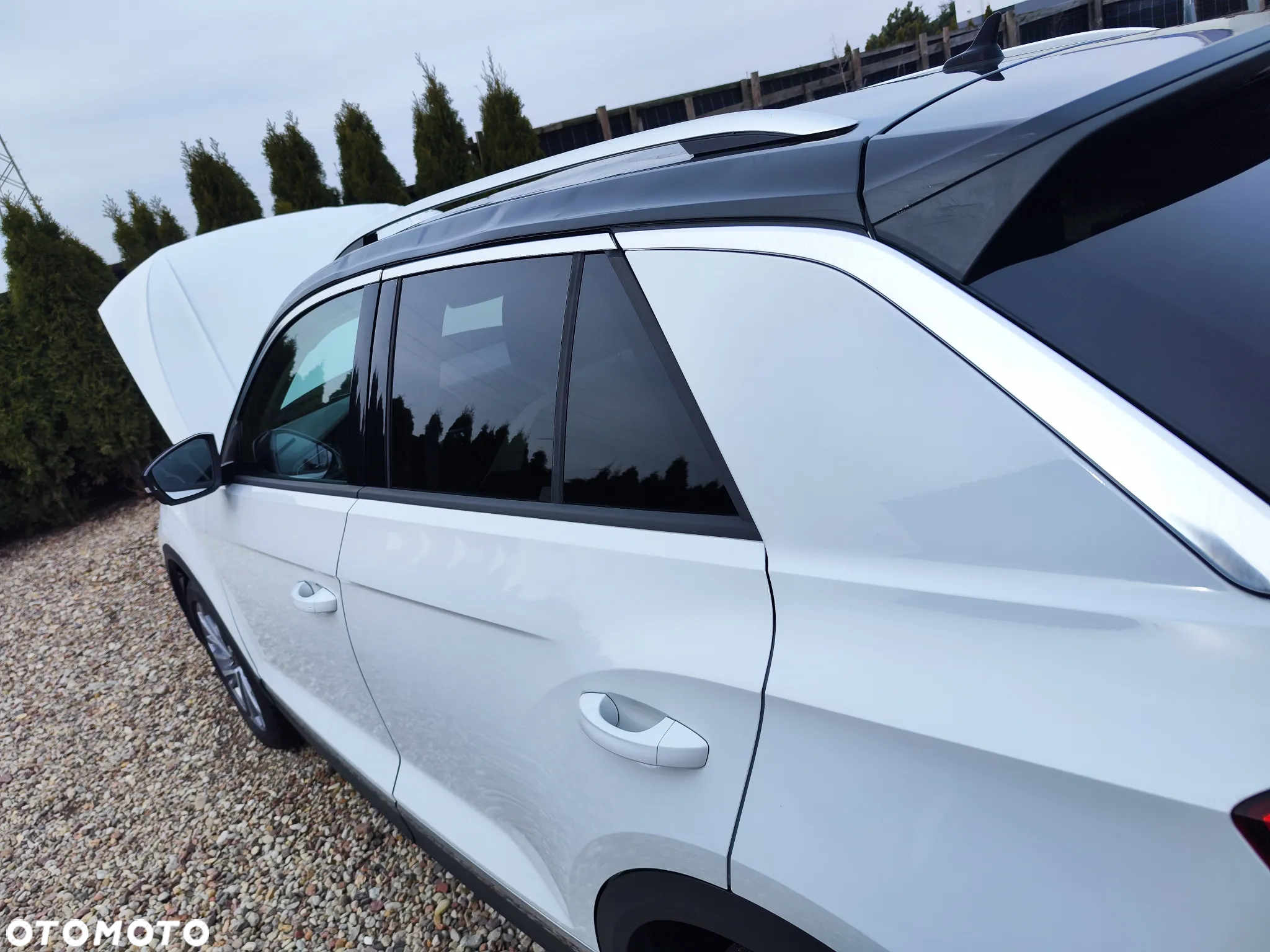 Volkswagen T-Roc - 15