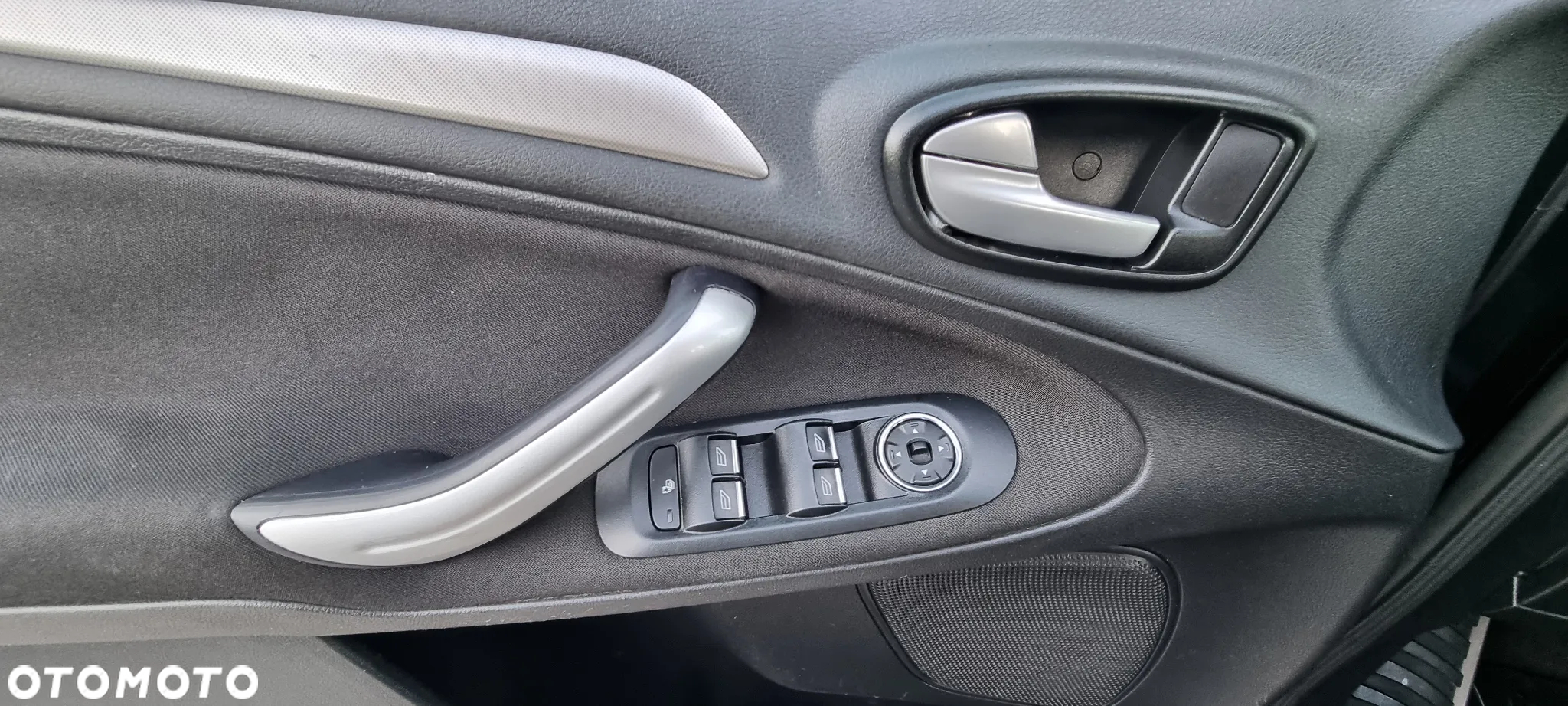 Ford S-Max 2.0 TDCi DPF Trend - 22