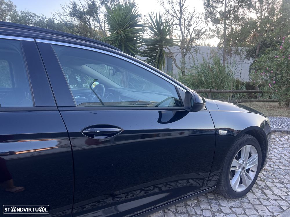 Opel Insignia Sports Tourer 1.6 CDTi Cosmo S/S J17 - 16