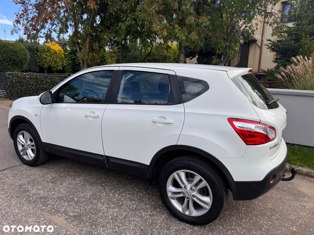 Nissan Qashqai - 12