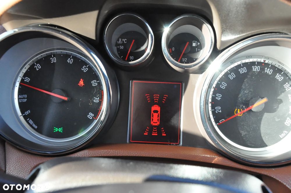 Opel Mokka 1.4 T Cosmo S&S - 30