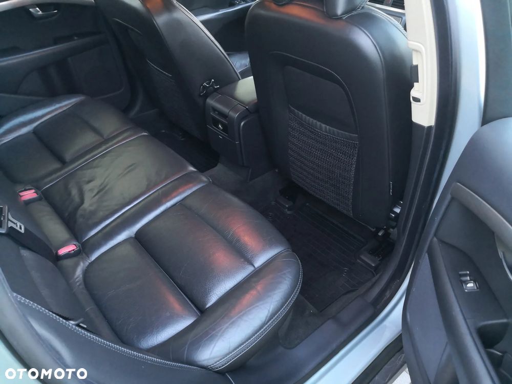Volvo XC 70 D5 AWD Summum - 10
