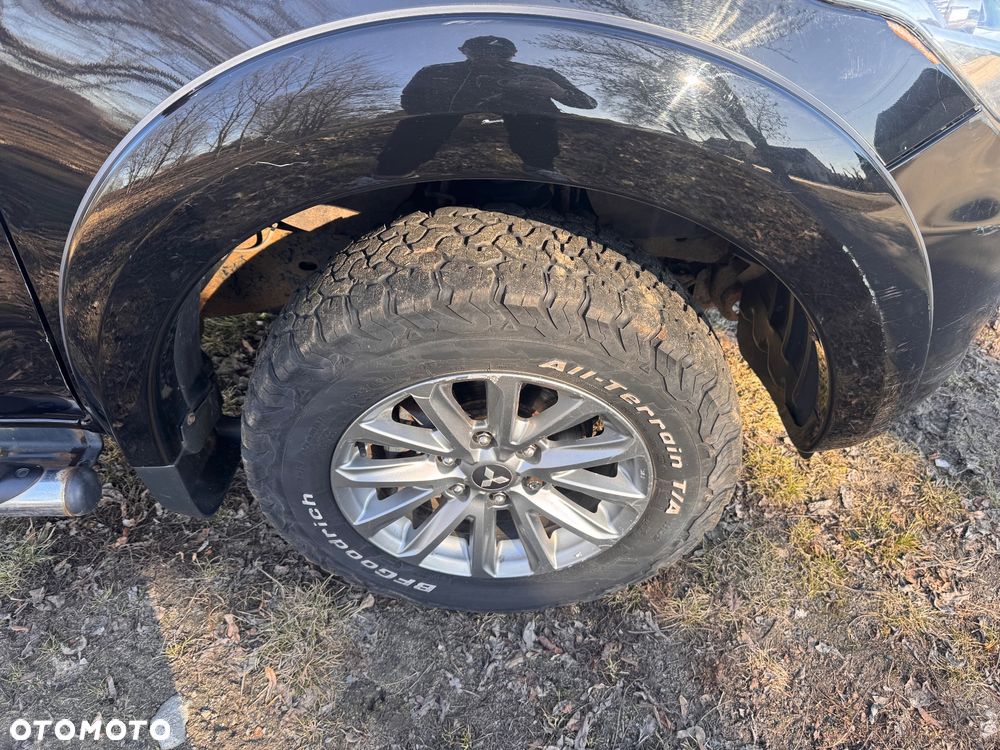 Mitsubishi L200 Pick Up 4x4 Autm Double Cab Intro Edition III - 19