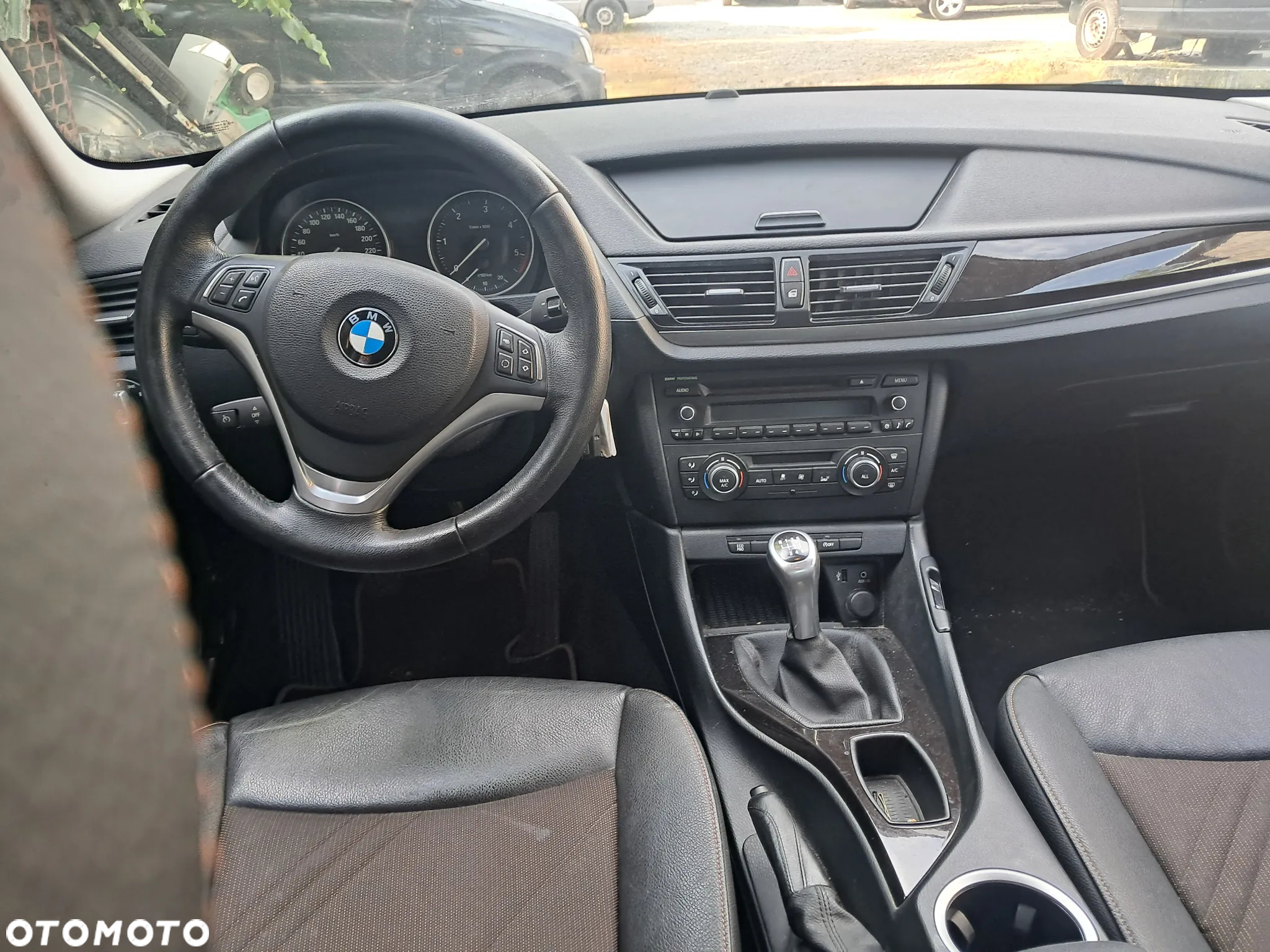 BMW X1 sDrive18d Sport Line - 4