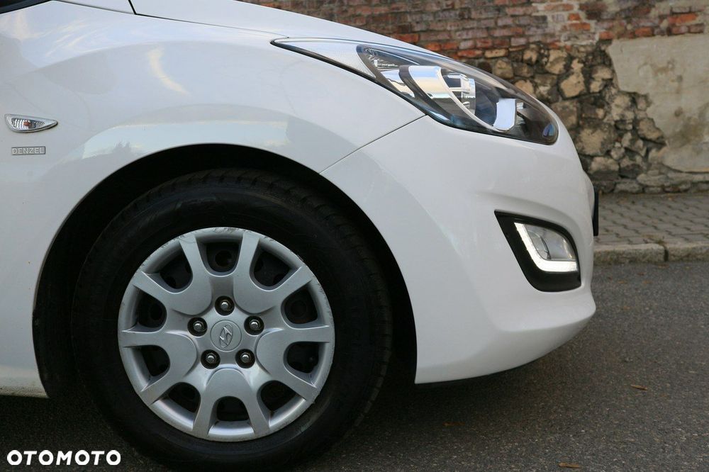 Hyundai i30 1.4 Fifa World Cup Edition - 21