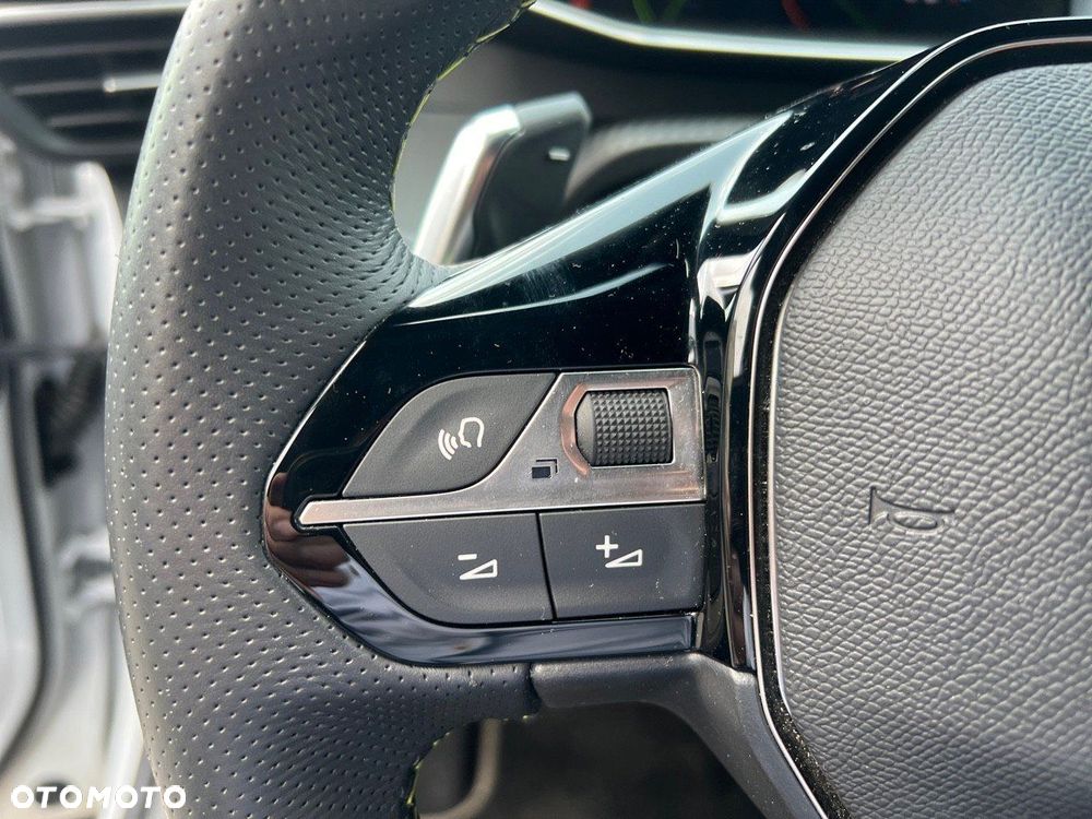 Peugeot 2008 1.2 PureTech GT S&S EAT8 - 15