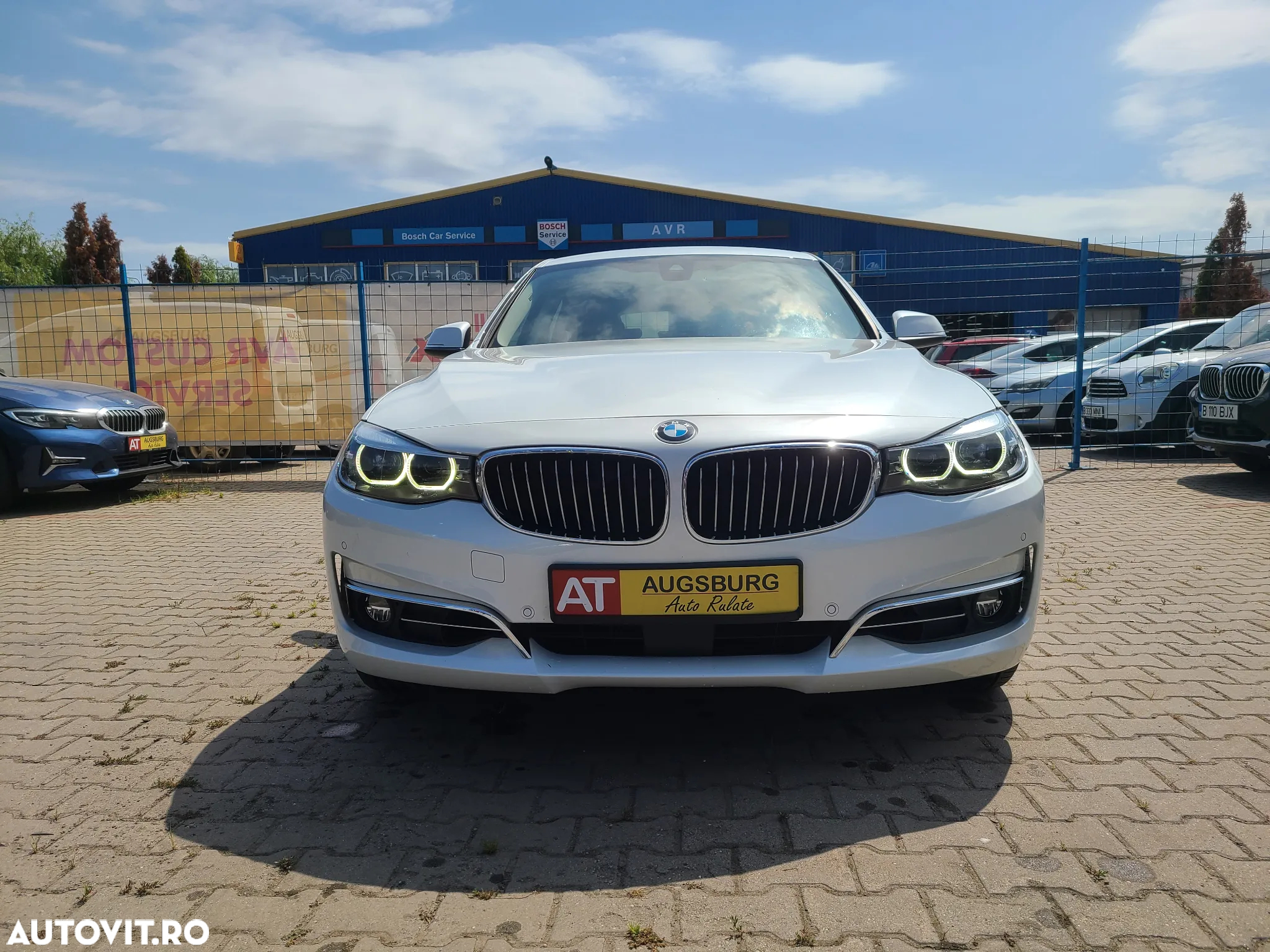 BMW Seria 3 320i GT xDrive AT - 2