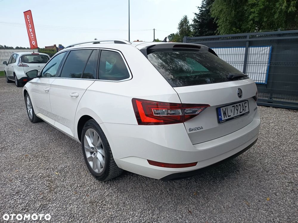 Skoda Superb 2.0 TDI Style DSG7 - 6