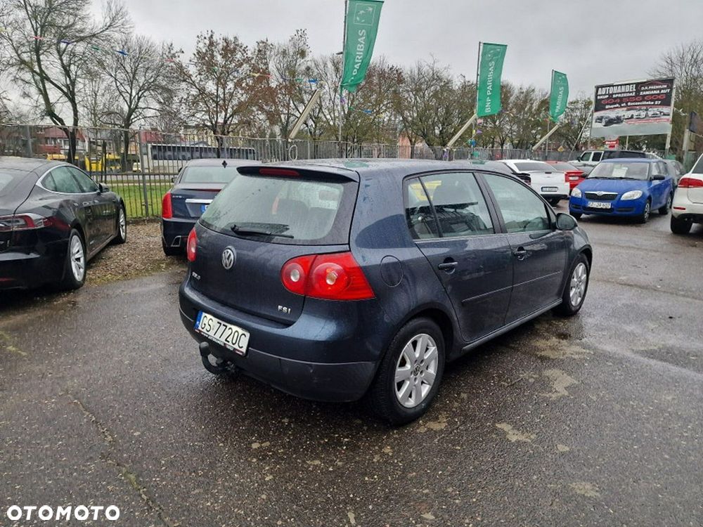 Volkswagen Golf V 1.4 FSI Comfortline - 4