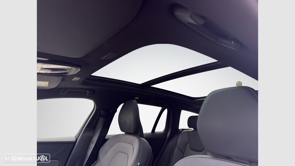 Volvo V60 2.0 T6 AWD TE Plus Dark - 18