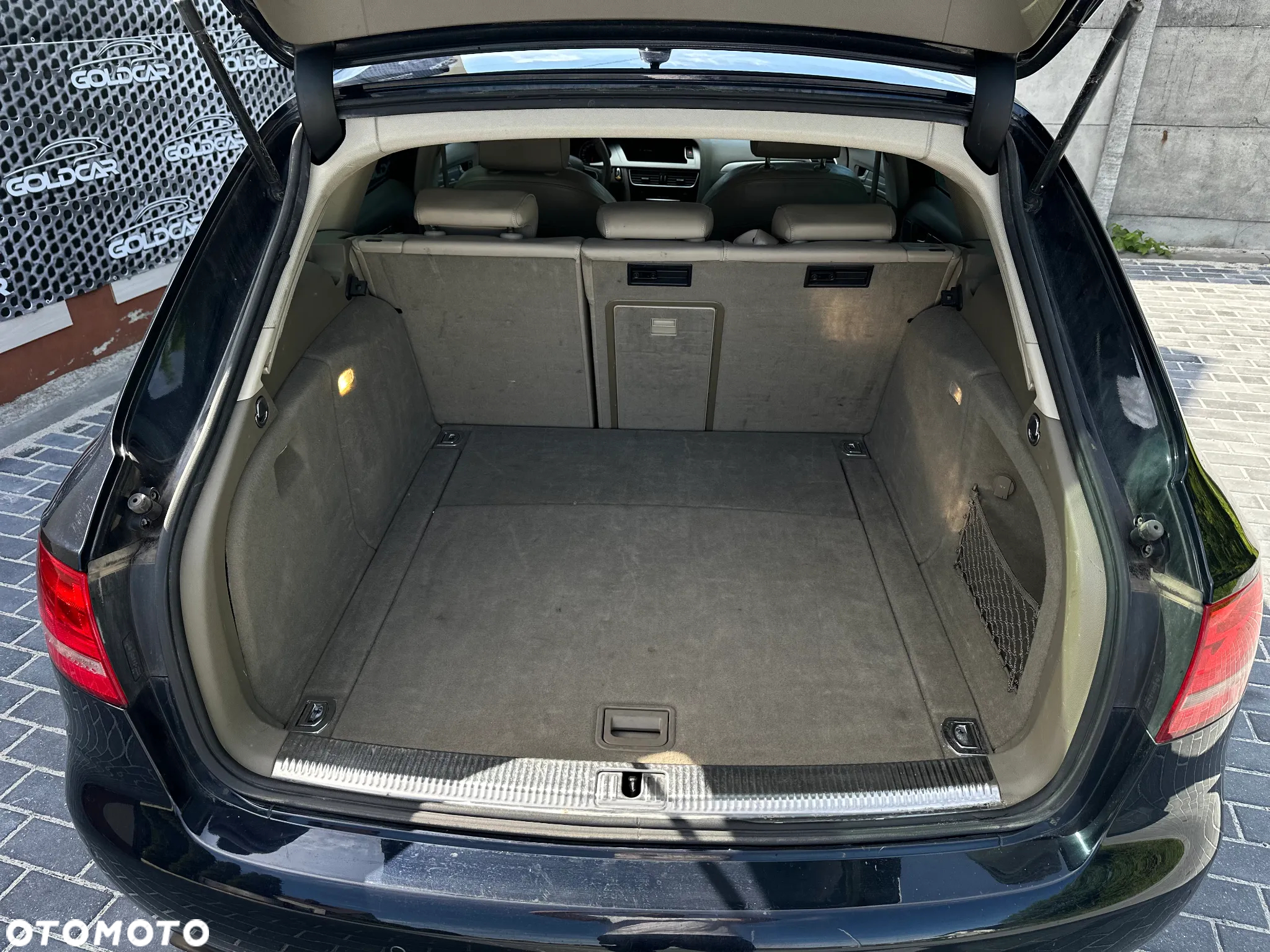 Audi A4 3.2 FSI Quattro Tiptronic - 17