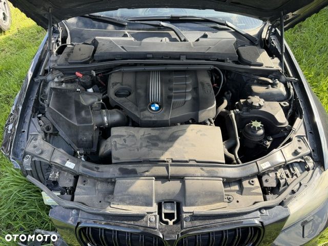 BMW Seria 3 320d xDrive - 22
