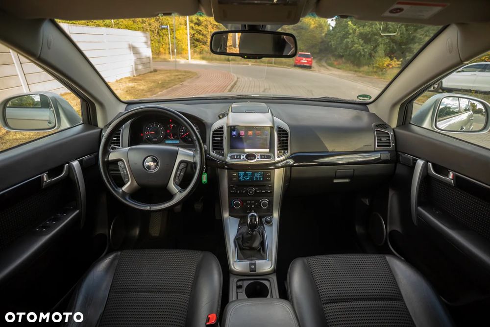 Chevrolet Captiva - 21