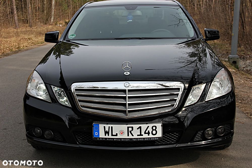 Mercedes-Benz Klasa E 200 BlueEFFICIENCY Elegance - 25