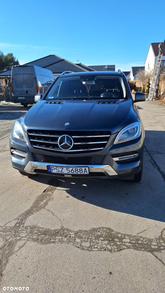 Mercedes-Benz ML - 24