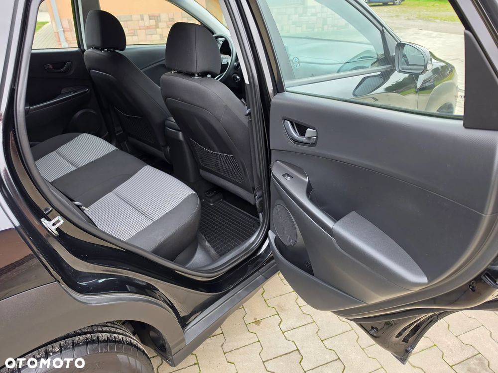 Hyundai Kona - 36
