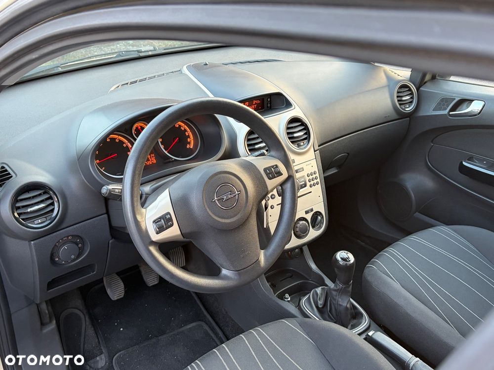 Opel Corsa 1.4 16V Edition - 13